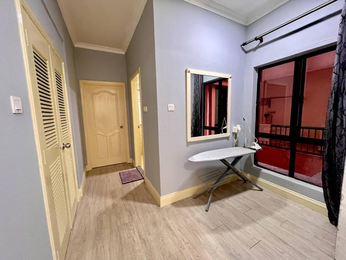 Marina Court Vacation Home 3 Bedrooms - โกตาคินาบาลู ภายนอก รูปภาพ