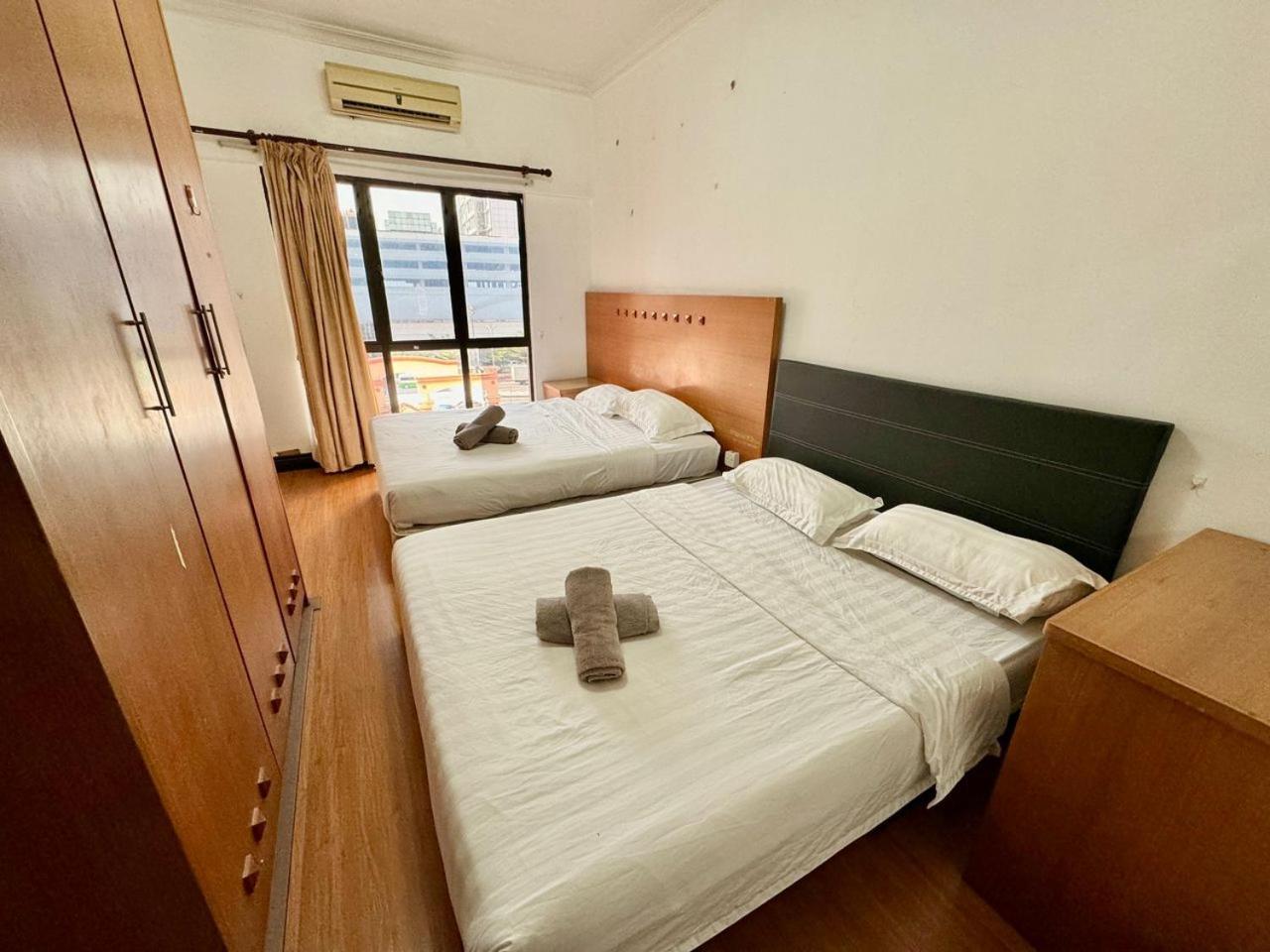 Marina Court Vacation Home 3 Bedrooms - โกตาคินาบาลู ภายนอก รูปภาพ